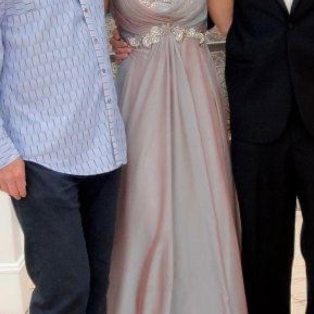 Prom dress - Picture 2 of 8